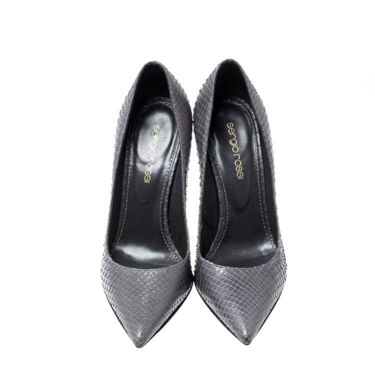 مملوكة مسبقًا Sergio Rossi Grey Python Leather Pointed Toe Pumps Size 35