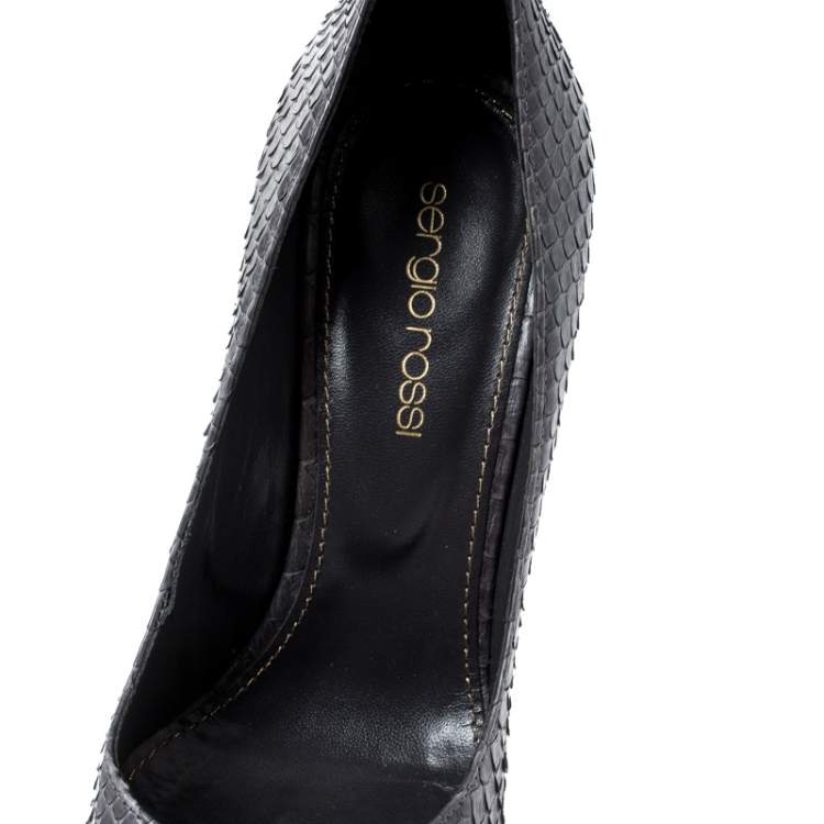 مملوكة مسبقًا Sergio Rossi Grey Python Leather Pointed Toe Pumps Size 35