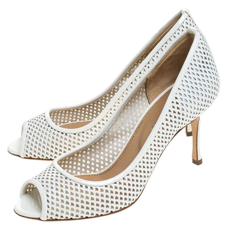 مملوكة مسبقًا Sergio Rossi White Lasercut Leather Peep Toe Pumps Size 34