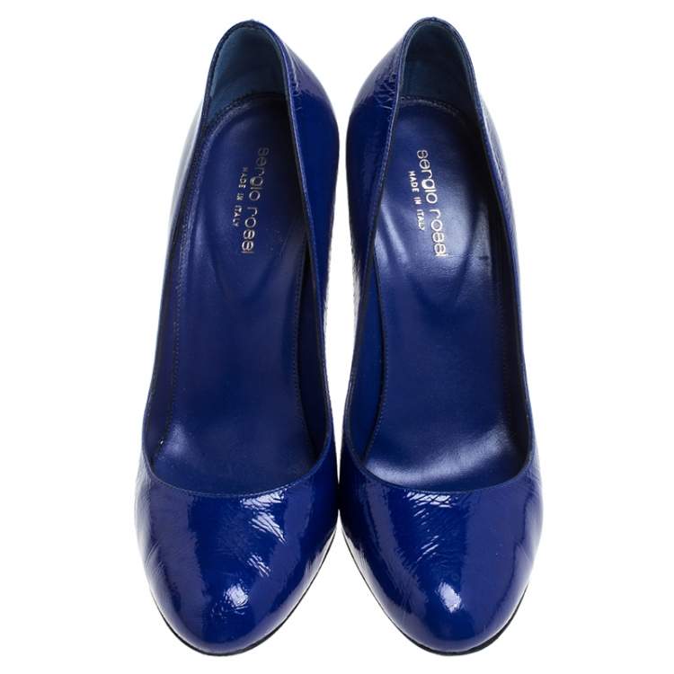 مملوكة مسبقًا Sergio Rossi Electric Blue Patent Leather Round Toe Pumps Size 40