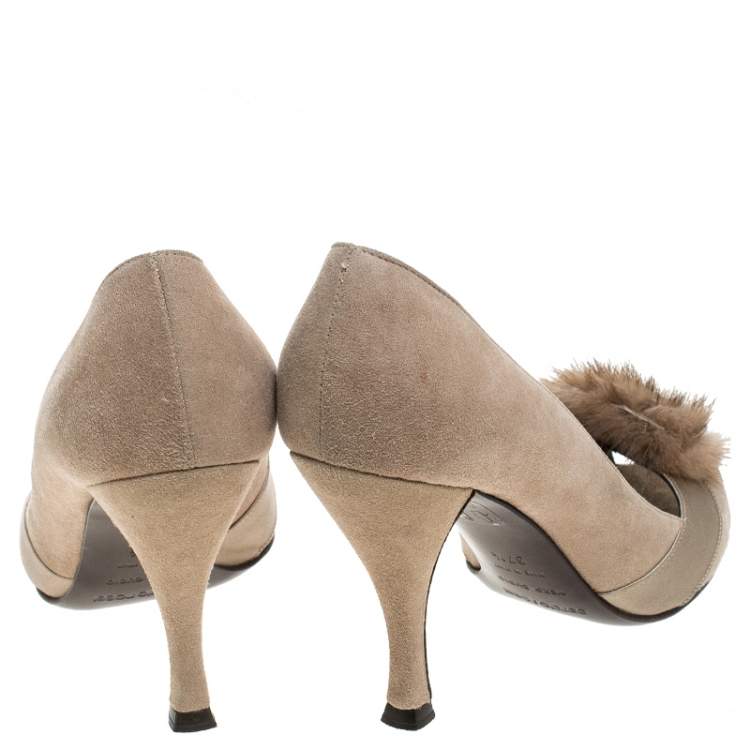 Pre Owned Sergio Rossi Beige Suede And Fur Bow Peep Toe Pumps Size 37.5