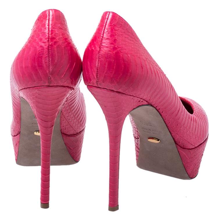 مملوكة مسبقًا Sergio Rossi Pink Python Round Toe Platform Pumps Size 38.5