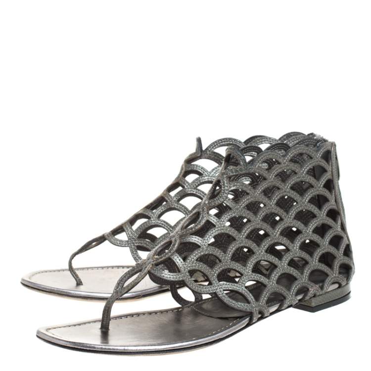 Pre Owned Sergio Rossi Metallic Grey Leather Cut Out Scalloped Flat Sandals Size 37.5