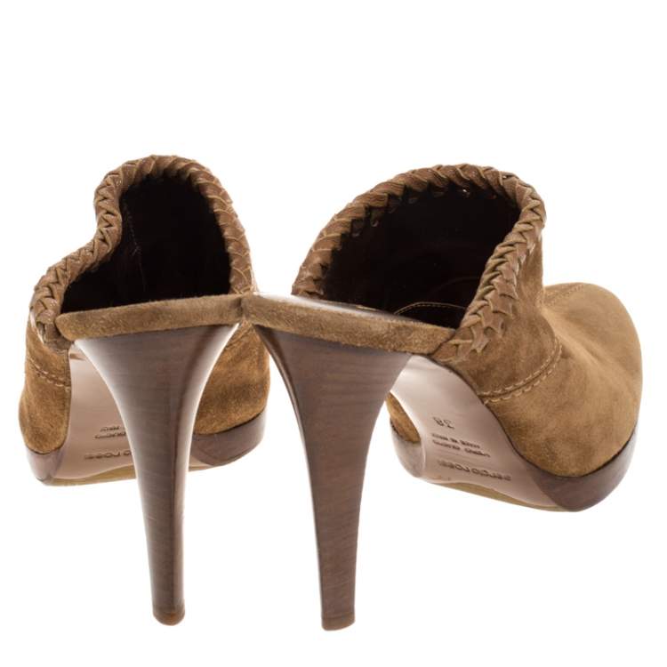Pre Owned Sergio Rossi Beige Suede Wooden Platform Pointed Toe Mules Size 38