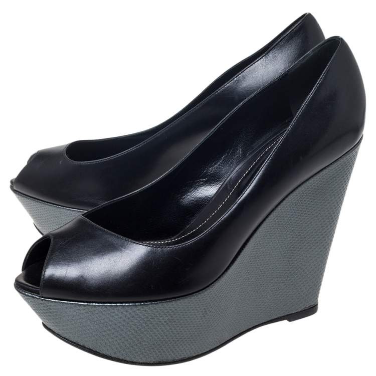 مملوكة مسبقًا Sergio Rossi Black/Grey Leather Peep Toe Platform Wedge Pumps Size 37