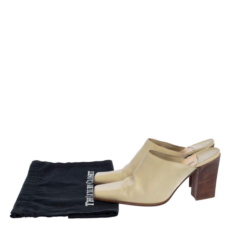 Pre Owned Sergio Rossi Cream Leather Block Heel Square Toe Mules Size 39