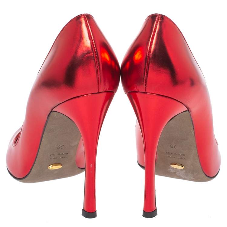 Pre Owned Sergio Rossi Red Metallic Leather Round Toe Pumps Size 39