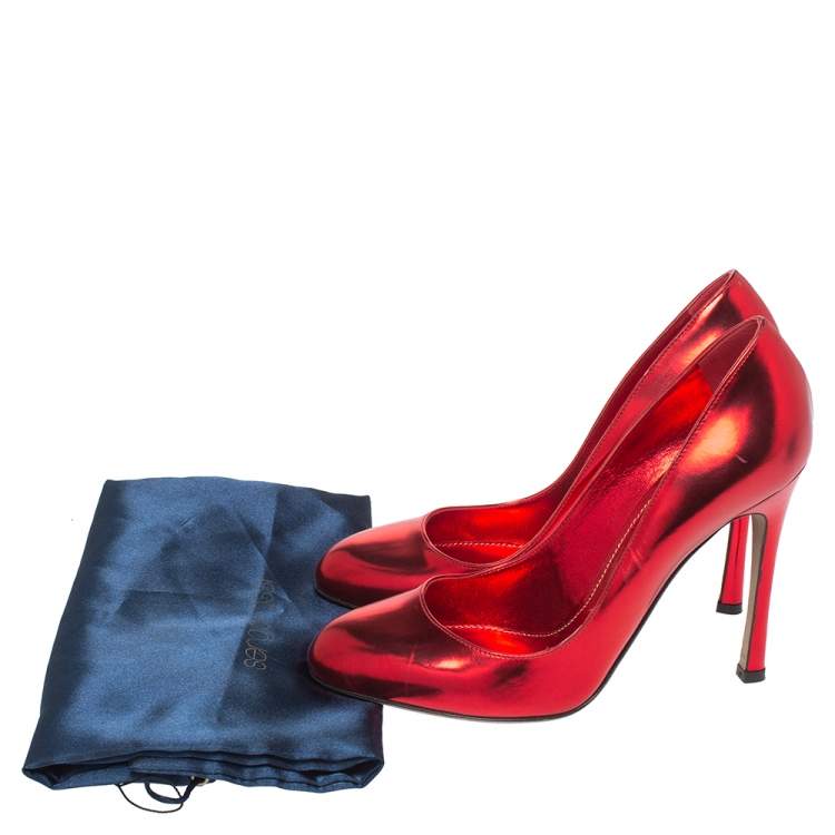 Pre Owned Sergio Rossi Red Metallic Leather Round Toe Pumps Size 39