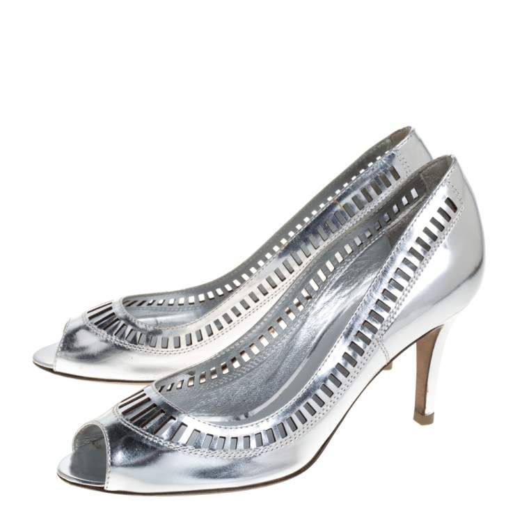 Pre Owned Sergio Rossi Silver Laser Cut Leather Pumps Size 37