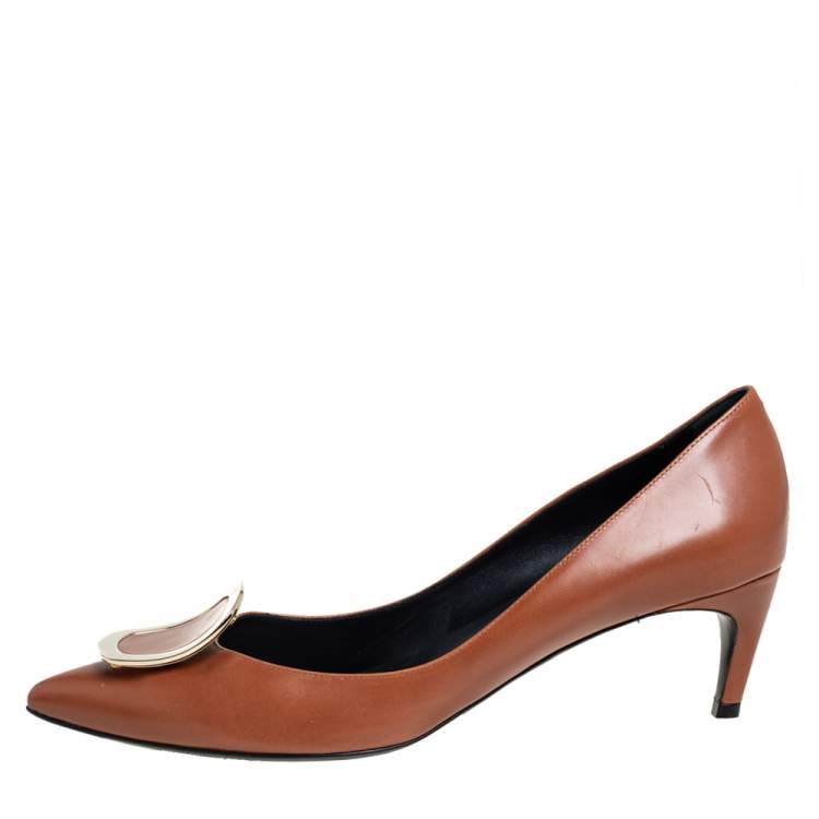 مملوكة مسبقًا  Roger Vivier Tan Leather Pointed Toe Pumps Size 40
