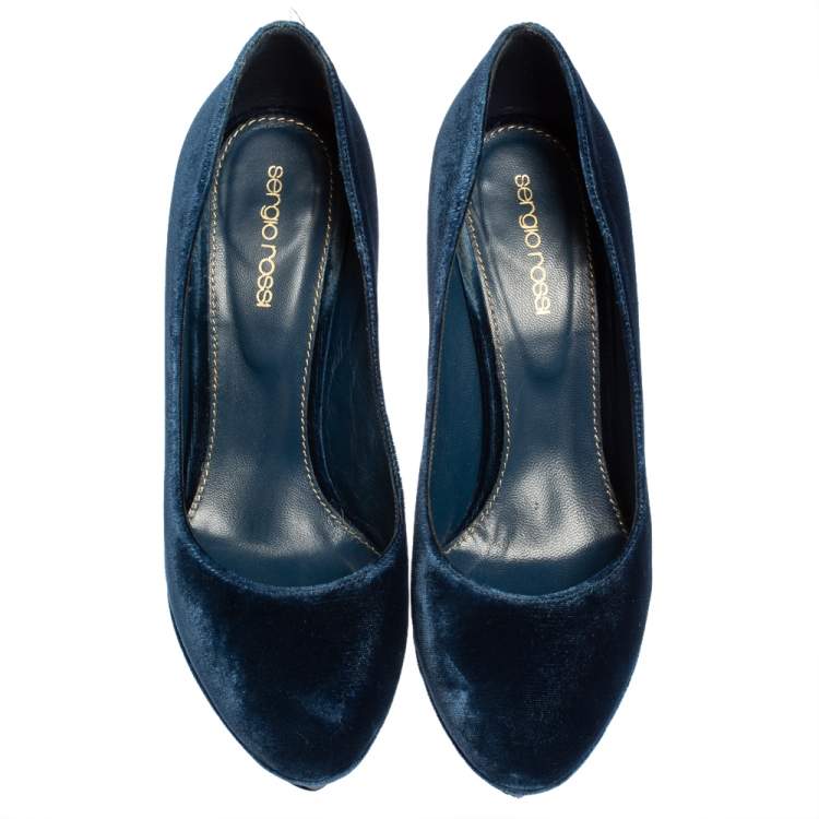 Pre Owned Sergio Rossi  Blue Velvet Platform Pumps Size 37.5