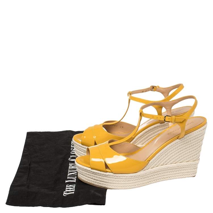Pre Owned Sergio Rossi Yellow Patent Leather Wedge Platform Sandals Size 39