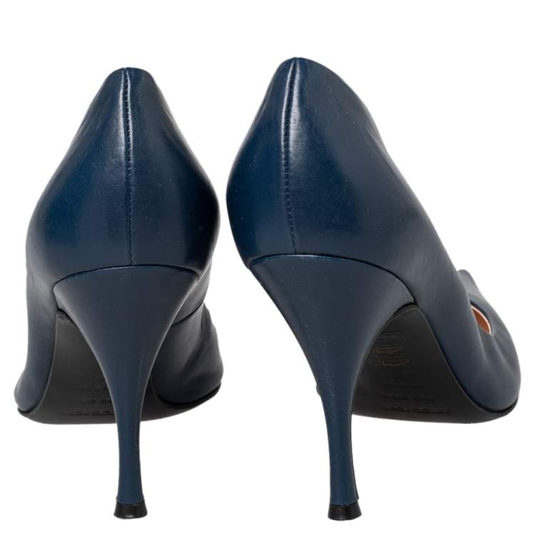 Pre Owned Sergio Rossi Blue Leather Pointed Toe Pumps Size 41
