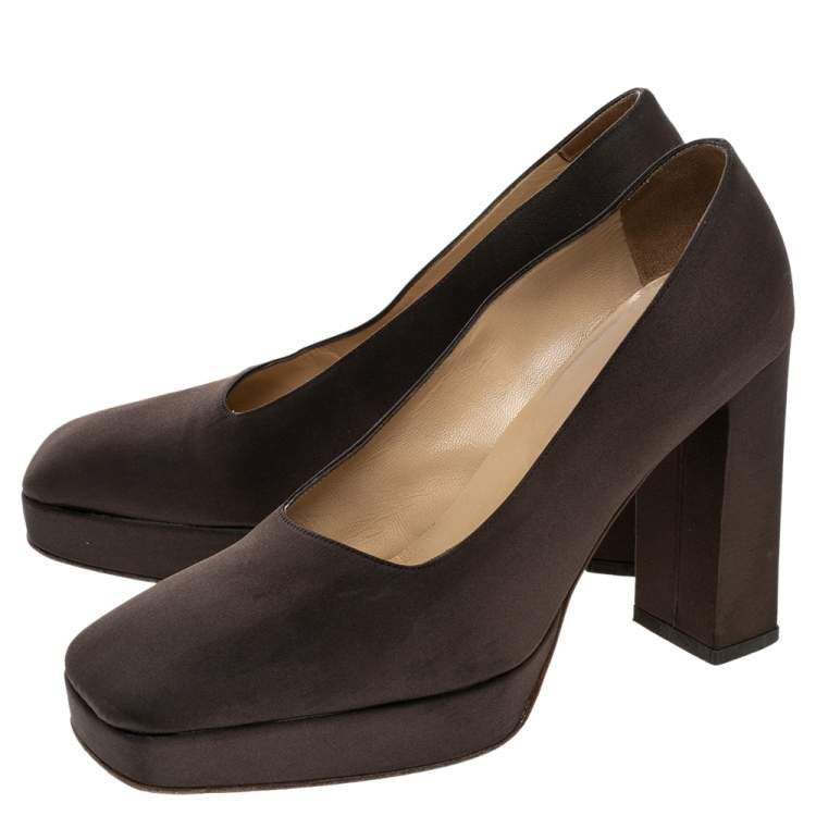 Pre Owned Sergio Rossi Brown Fabric Block Heel Pumps Size 37.5