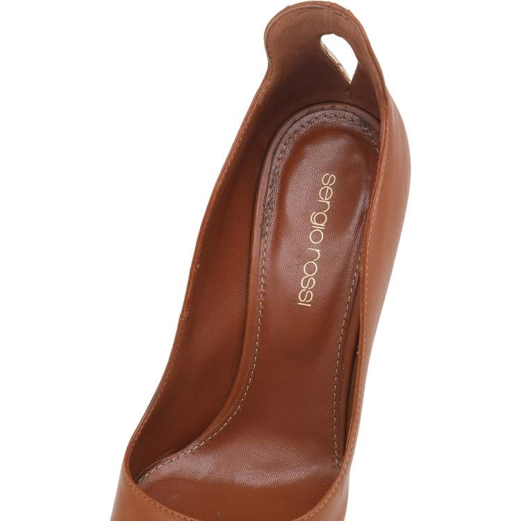 مملوكة مسبقًا Sergio Rossi Brown Leather Pointed Toe Pumps Size 35.5