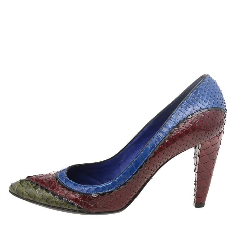 مملوكة مسبقًا Sergio Rossi Multicolor Python Embossed Leather Pumps Size 38.5