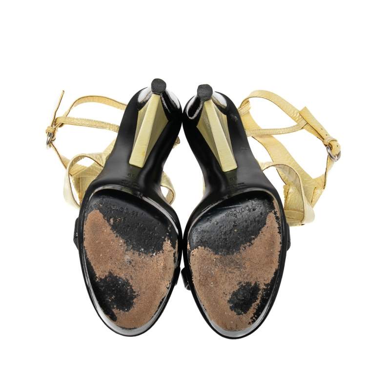 Pre Owned Sergio Rossi Cream/Black Patent Leather Platform Ankle Strap Sandals Size 39