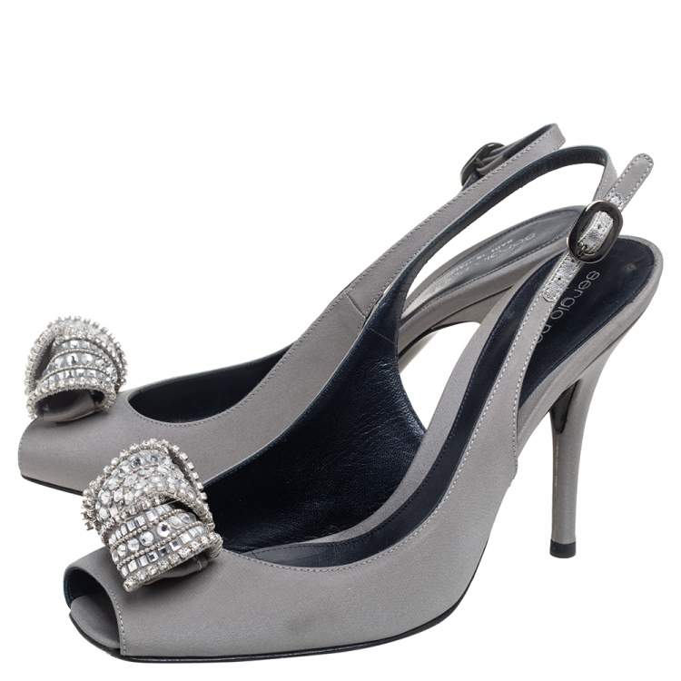 Pre Owned Sergio Rossi Grey Satin Crystal Embellished Knot Peep Toe Slingback Sandals Size 39.5