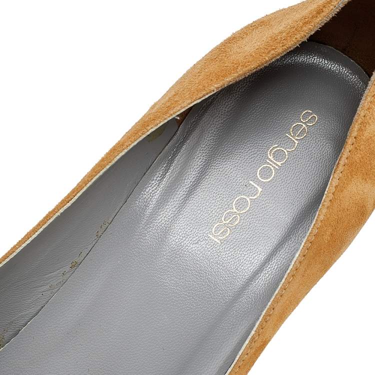 Pre Owned Sergio Rossi Beige Suede Pumps Size 40.5