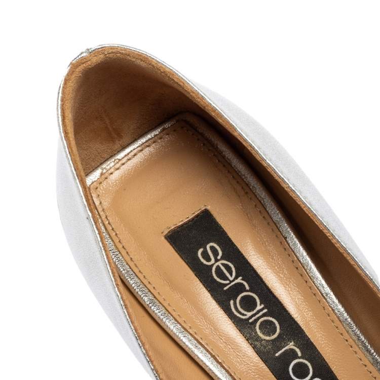 Pre Owned Sergio Rossi Silver Leather Pointed-Toe Pumps Size 36.5 