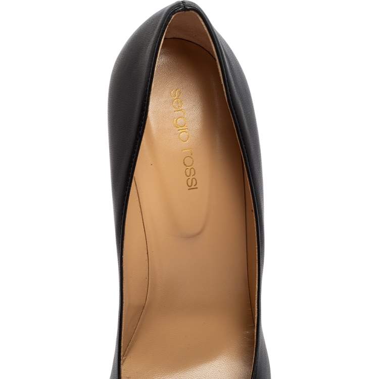 Pre Owned Sergio Rossi Black Leather Pointed-Toe Pumps Size 40.5