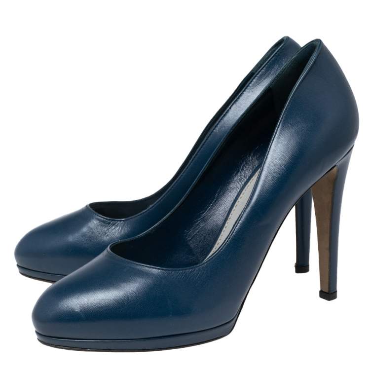 Pre Owned Sergio Rossi Blue Leather Round Toe Pumps Size 38