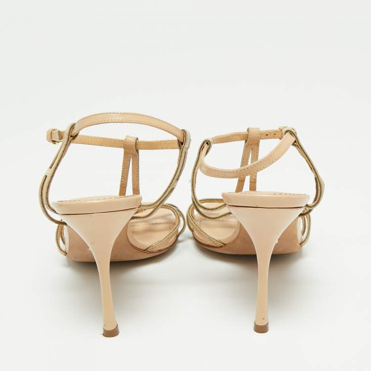 مملوكة مسبقًا Sergio Rossi Beige Strappy Patent Leather Cubic Ankle Strap Sandals Size 37