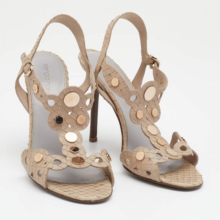مملوكة مسبقًا Sergio Rossi Beige Snakeskin Leather Studded T Strap Sandals Size 38