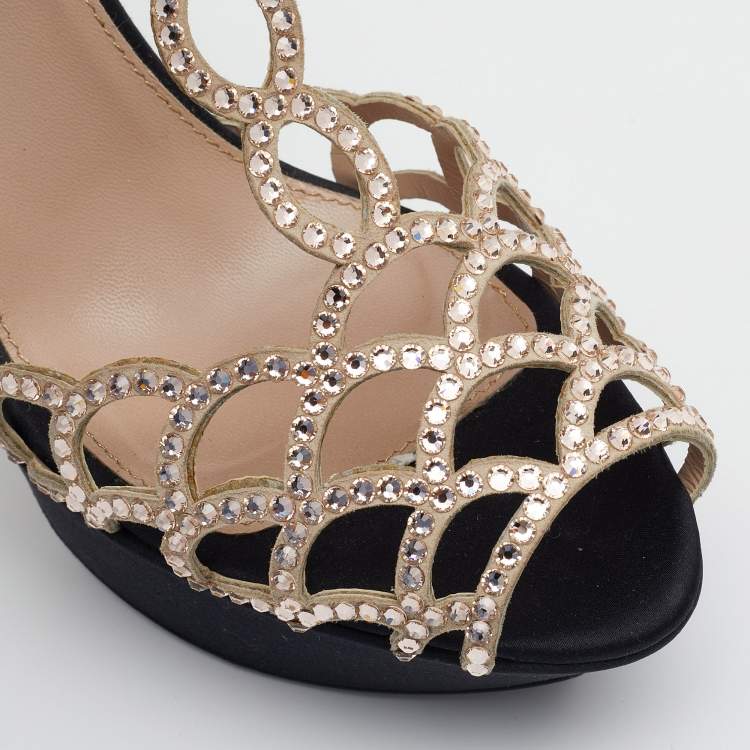 مملوكة مسبقًا Sergio Rossi Black/Beige Satin And Suede Crystal Embellished Strappy Scalloped Platform Sandals Size 40
