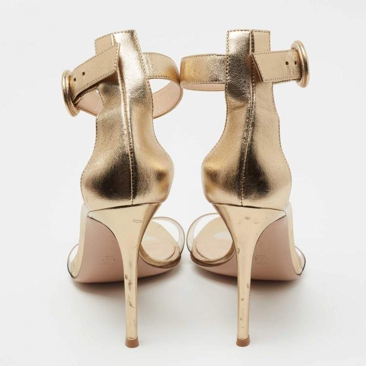 مملوكة مسبقًا Sergio Rossi Gold Leather and PVC Portofino Sandals Size 39