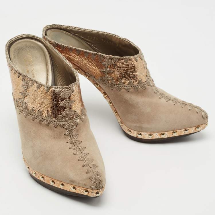 Pre Owned Sergio Rossi Grey/Gold Suede and Textured Leather Studded Pointed Toe Mules Size 38
