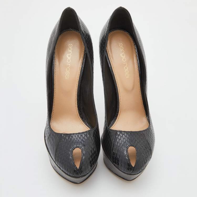 مملوكة مسبقًا Sergio Rossi Black Python Leather Peep Toe Platform Pumps Size 35.5