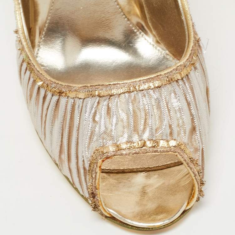 مملوكة مسبقًا Sergio Rossi Gold Ruffled Lame Fabric Peep Toe Pumps Size 37
