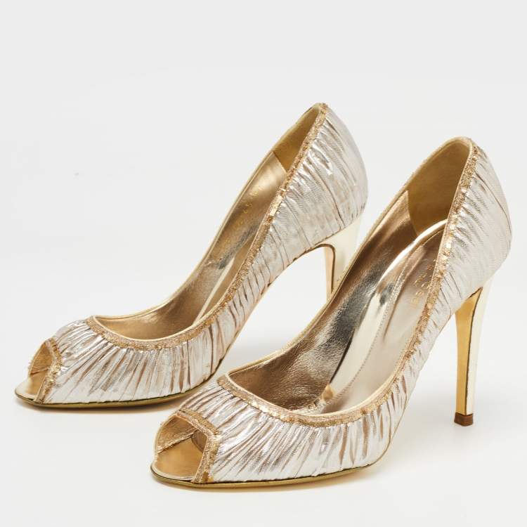 مملوكة مسبقًا Sergio Rossi Gold Ruffled Lame Fabric Peep Toe Pumps Size 37