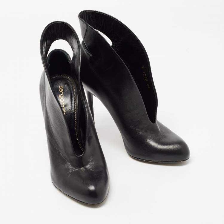 Pre Owned Sergio Rossi Black Leather V-Neck Cut Out Ankle Booties Size 36