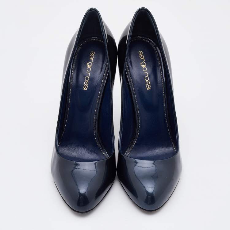 مملوكة مسبقًا Sergio Rossi Dark Blue Patent Leather Pumps Size 37