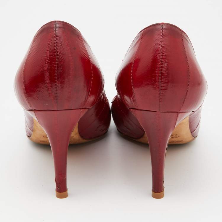 Pre Owned Sergio Rossi Red Eel Leather Round-Toe Pumps Size 39