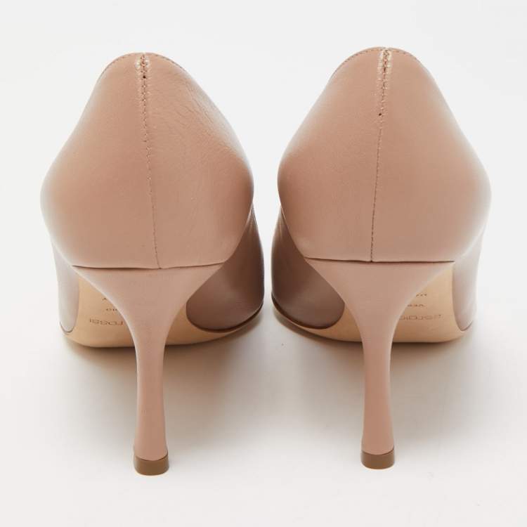 مملوكة مسبقًا Sergio Rossi Beige Leather Pointed Toe Pumps Size 35.5