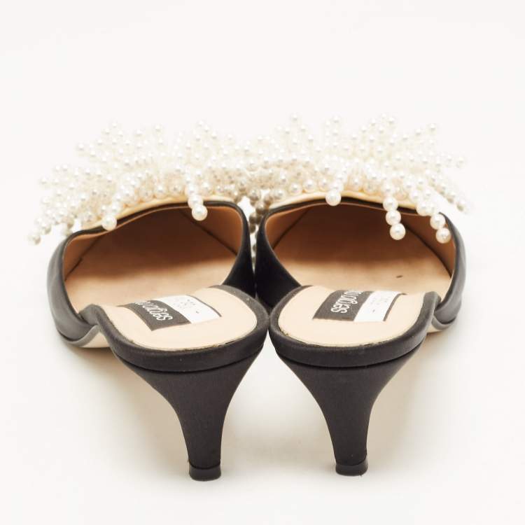 مملوكة مسبقًا Sergio Rossi x Rosie Assoulin Black Satin Pearl Embellished Mules Size 39.5