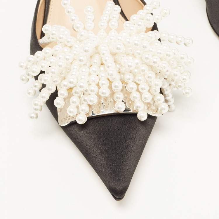 مملوكة مسبقًا Sergio Rossi x Rosie Assoulin Black Satin Pearl Embellished Mules Size 39.5