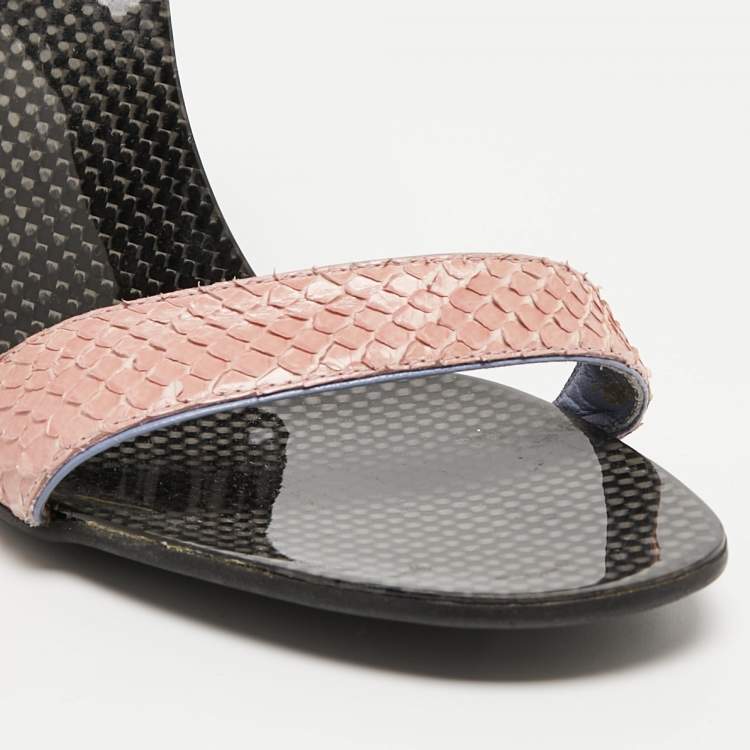 مملوكة مسبقًا Sergio Rossi Tricolor Snakeskin Ankle Wrap Sandals Size 35.5