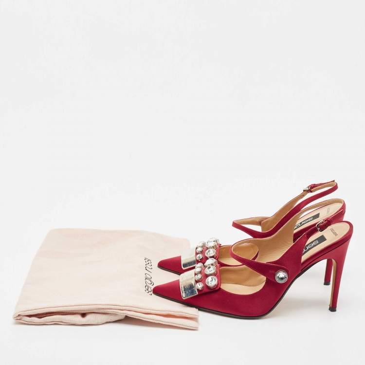 مملوكة مسبقًا Sergio Rossi Burgundy Satin Crystal Embellished Slingback Pumps Size 37