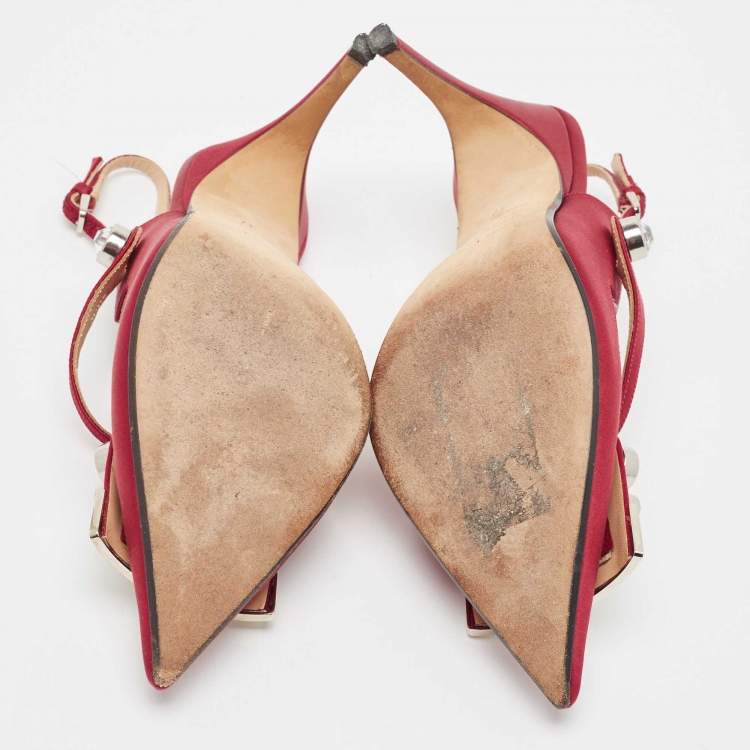 مملوكة مسبقًا Sergio Rossi Burgundy Satin Crystal Embellished Slingback Pumps Size 37