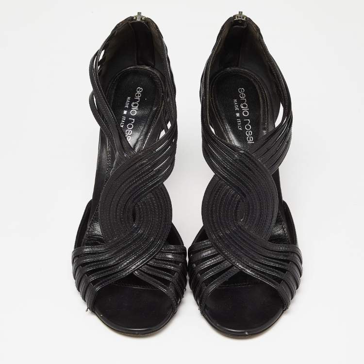 مملوكة مسبقًا Sergio Rossi Black Leather Strappy Sandals Size 37