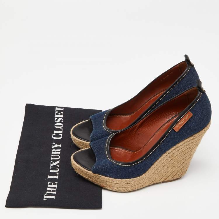 مملوكة مسبقًا Sergio Rossi Blue/Black Denim and Leather Wedge Sandals Size 39