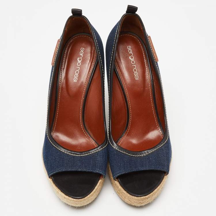 مملوكة مسبقًا Sergio Rossi Blue/Black Denim and Leather Wedge Sandals Size 39