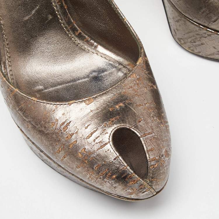 Pre Owned Sergio Rossi Gold Metallic Leather Peep Toe Platform Slingback Pumps Size 39