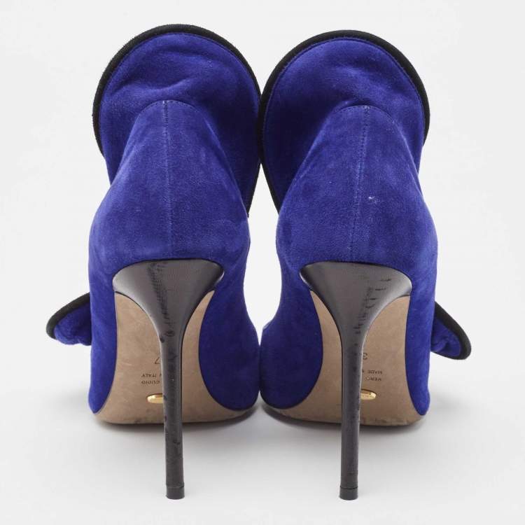 Pre Owned Sergio Rossi Blue Suede Twirl Pumps Size 37