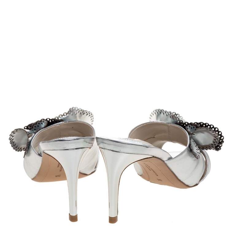 مملوكة مسبقًا Sophia Webster Metallic Silver Laser Cut Leather Soleil Mules Size 36