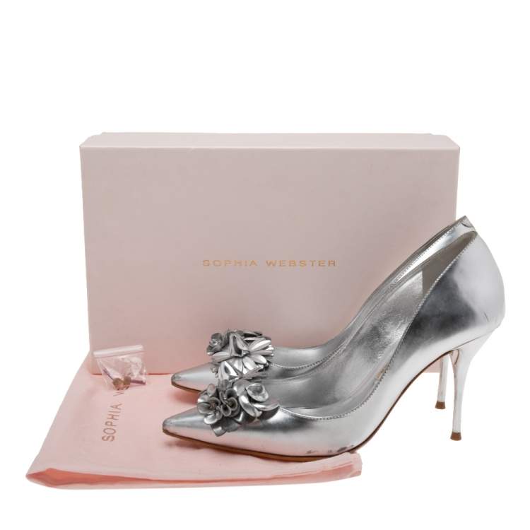 Pre Owned Sophia Webster Silver Leather Flower Lilico Pumps  Size 39
